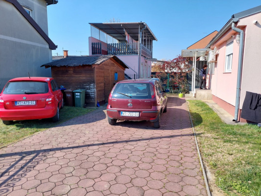 Dubrava-Retkovec,   kuća 66 m2+dvorište 266 m2